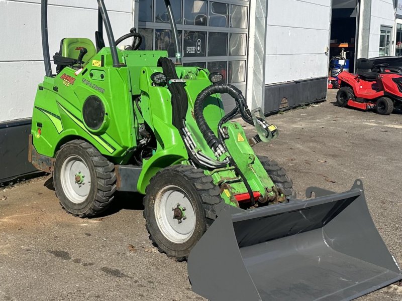 Kompaktlader van het type Avant R28, Gebrauchtmaschine in Dronninglund