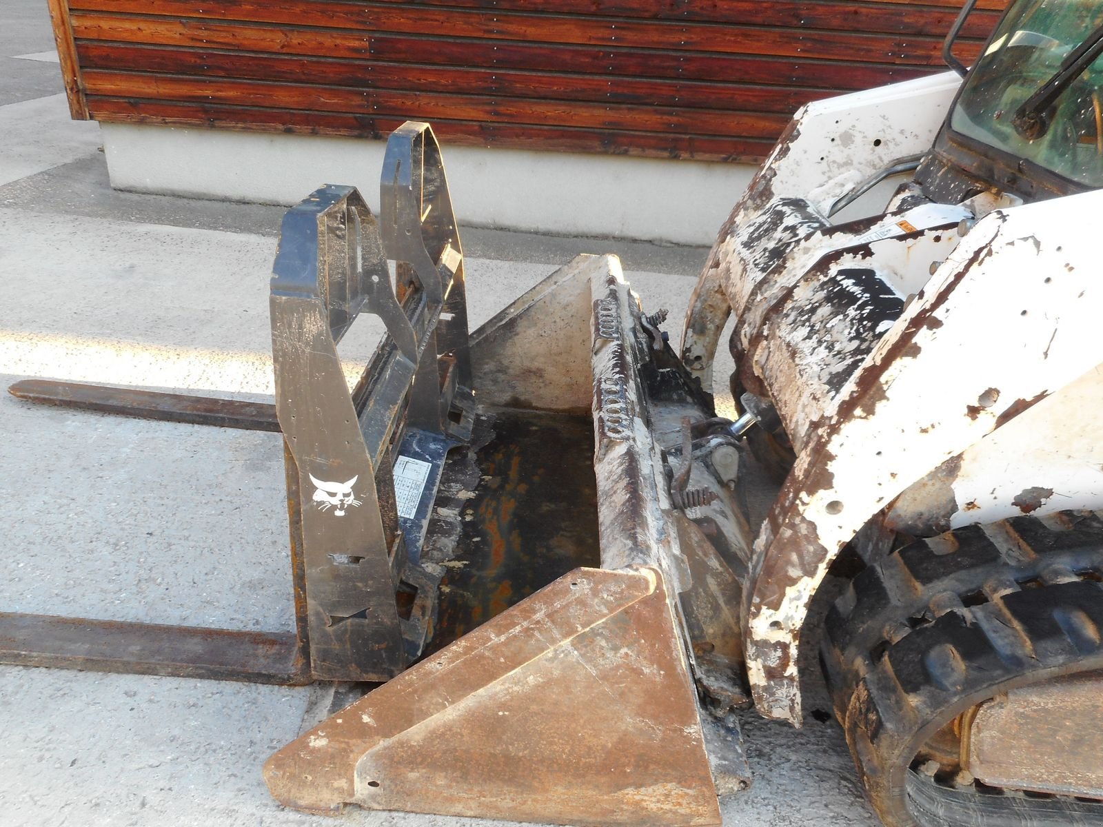 Kompaktlader типа Bobcat T140 HighFlow mit Vollkabine + Schaufel + Gabel, Gebrauchtmaschine в St. Nikolai ob Draßling (Фотография 13)