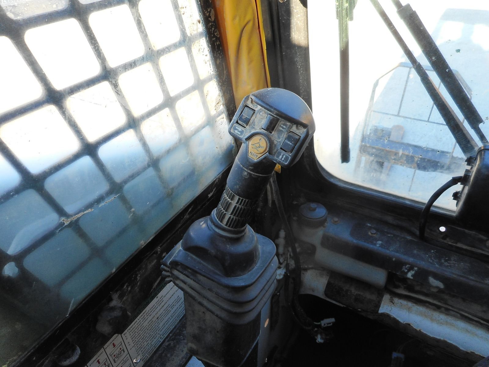 Kompaktlader типа Bobcat T140 HighFlow mit Vollkabine + Schaufel + Gabel, Gebrauchtmaschine в St. Nikolai ob Draßling (Фотография 9)