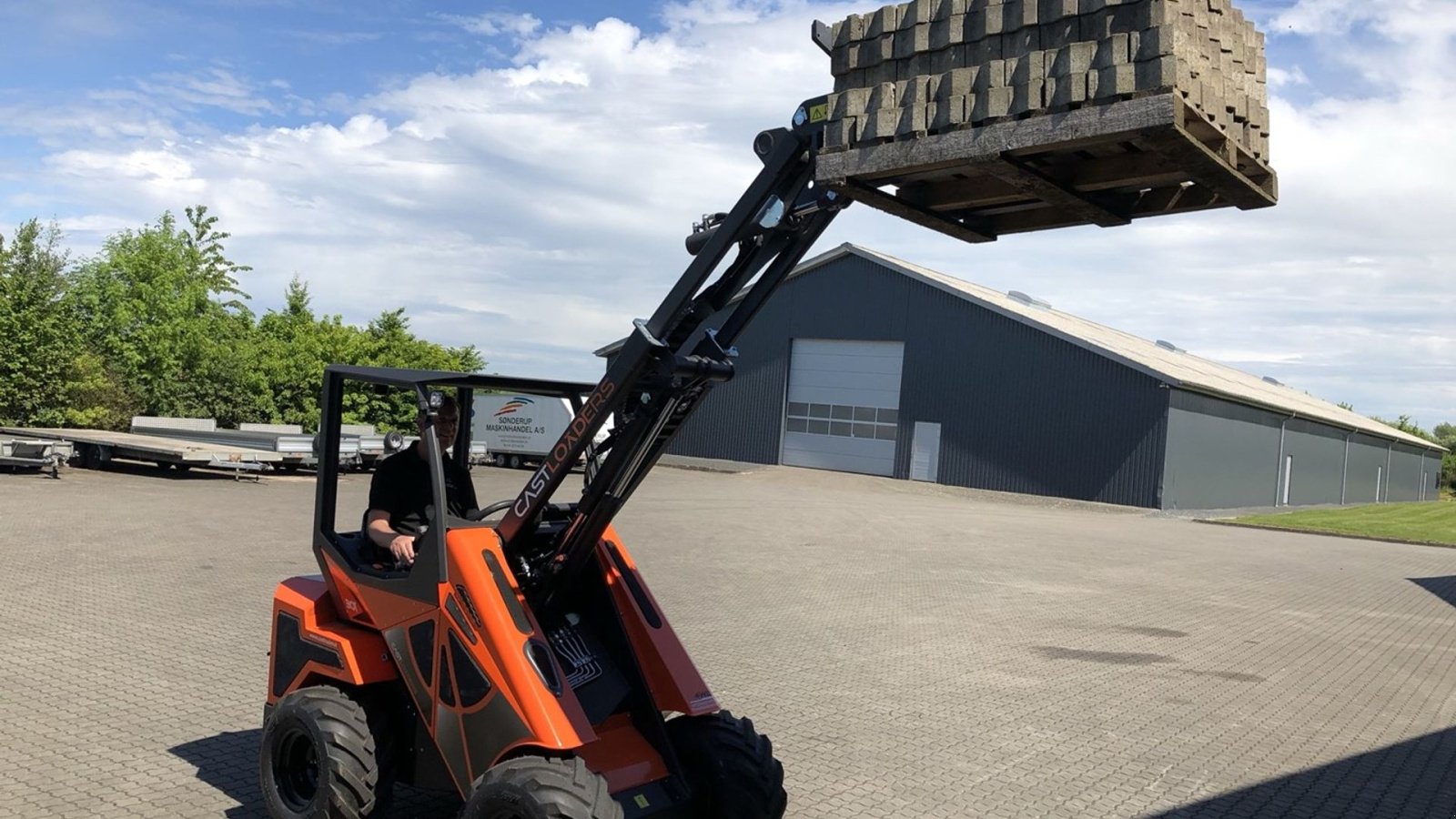 Kompaktlader des Typs Cast Group 30T, Gebrauchtmaschine in Ringe (Bild 3)