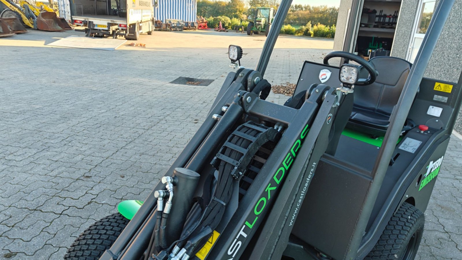 Kompaktlader za tip Cast Group 800 Eco, Gebrauchtmaschine u Vrå (Slika 8)