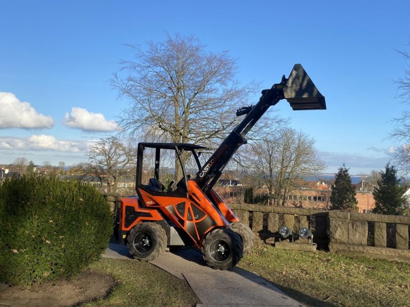 Kompaktlader za tip Cast Group 825 D, Gebrauchtmaschine u Ringe (Slika 1)