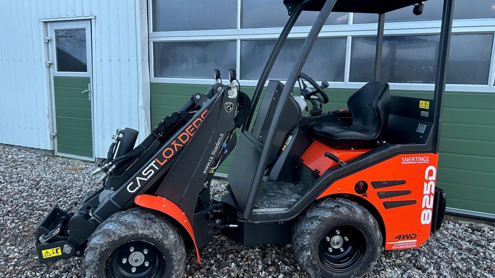 Kompaktlader του τύπου Cast Group 825 D, Gebrauchtmaschine σε Arden (Φωτογραφία 2)