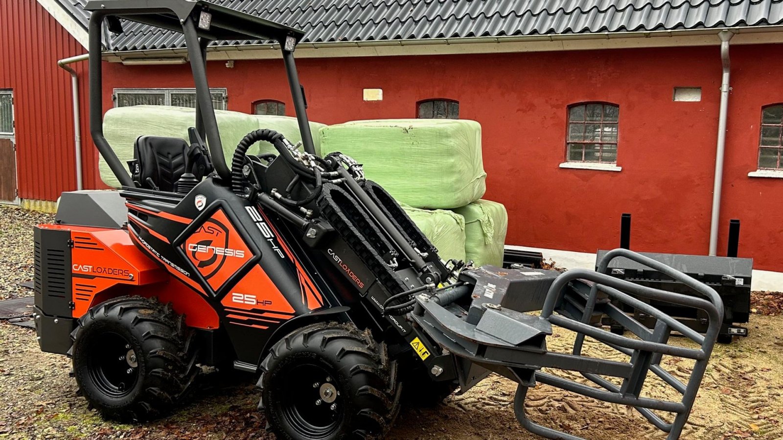 Kompaktlader of the type Cast Group Genesis 25, Gebrauchtmaschine in Arden (Picture 1)