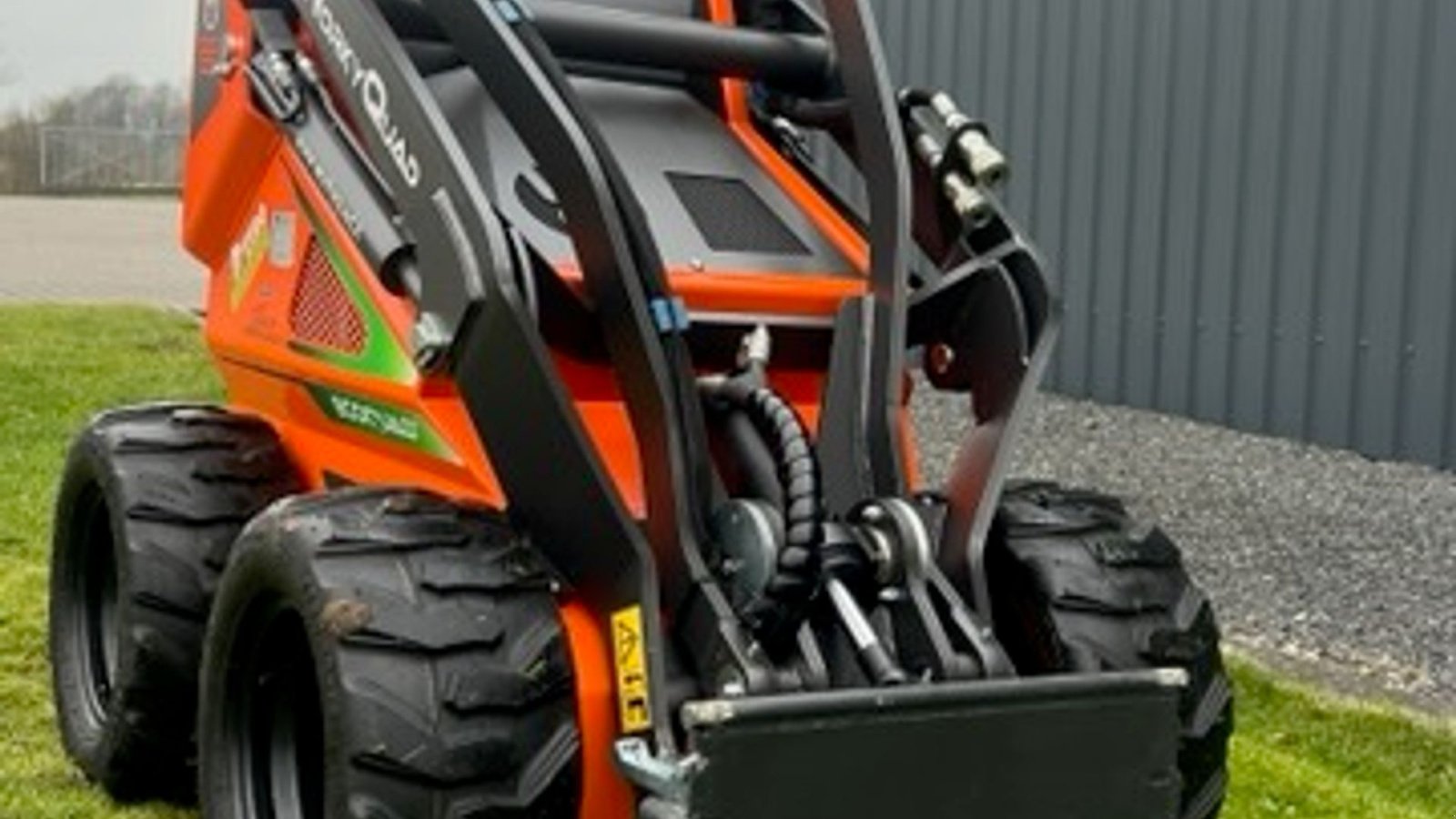 Kompaktlader Türe ait Cast Group Worky Quad SSQ Eco, Gebrauchtmaschine içinde Vrå (resim 3)