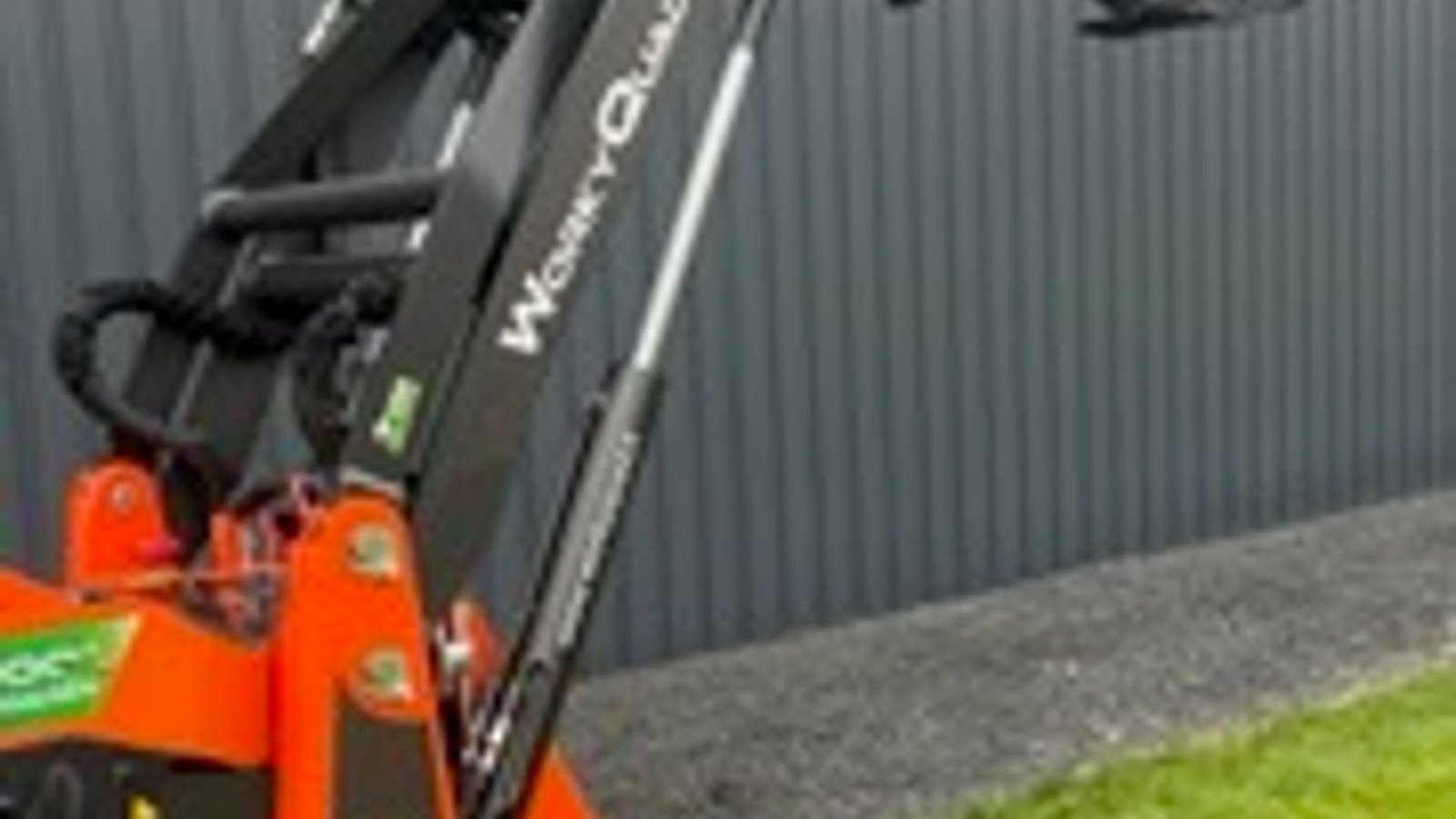 Kompaktlader Türe ait Cast Group Worky Quad SSQ Eco, Gebrauchtmaschine içinde Vrå (resim 13)