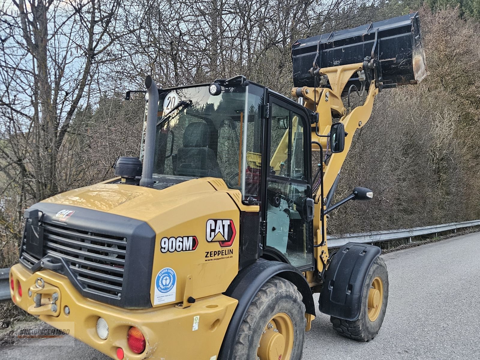 Kompaktlader от тип CAT 906 M, Gebrauchtmaschine в Altenfelden (Снимка 5)