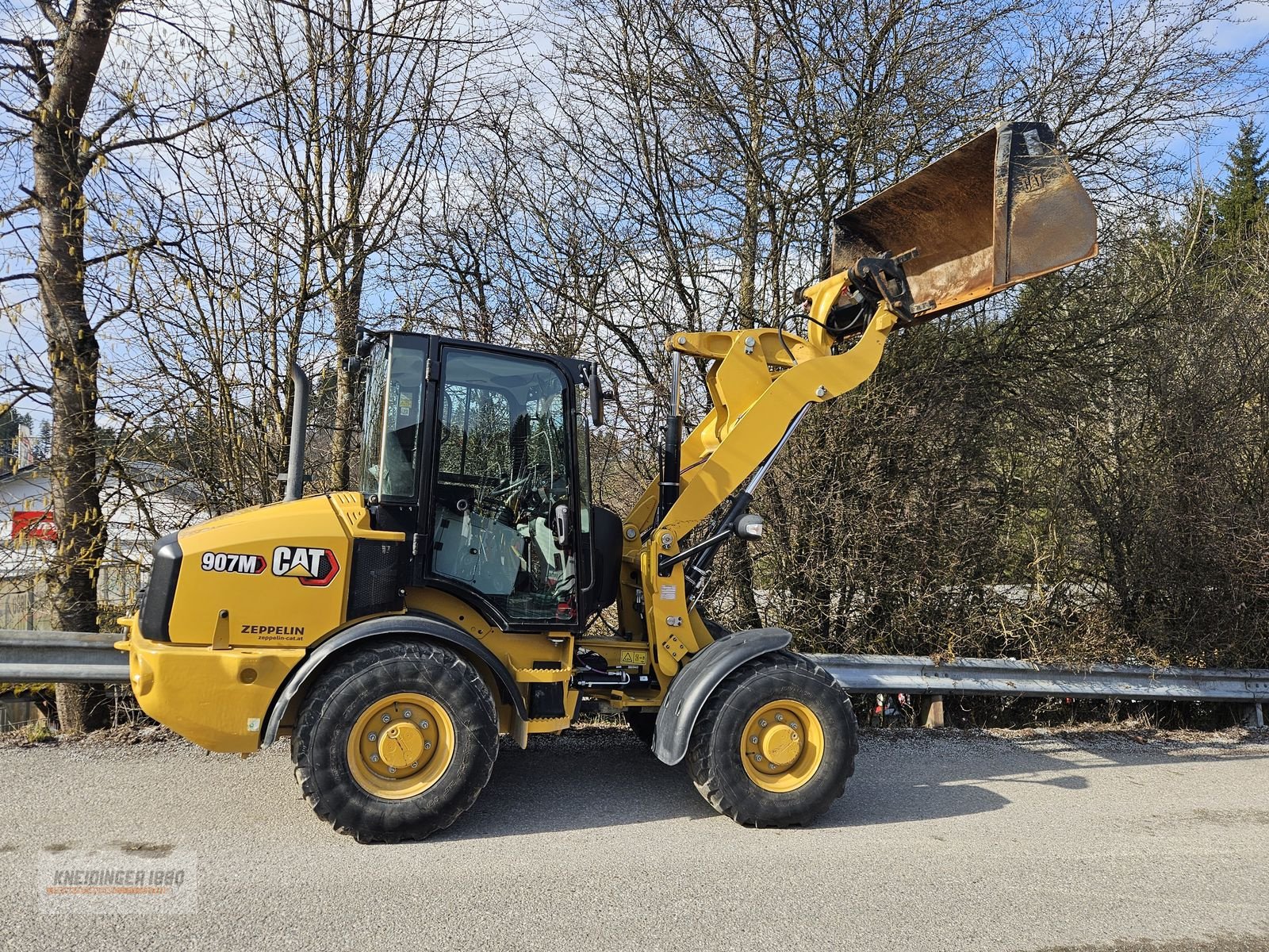 Kompaktlader του τύπου CAT 907 M, Gebrauchtmaschine σε Altenfelden (Φωτογραφία 2)