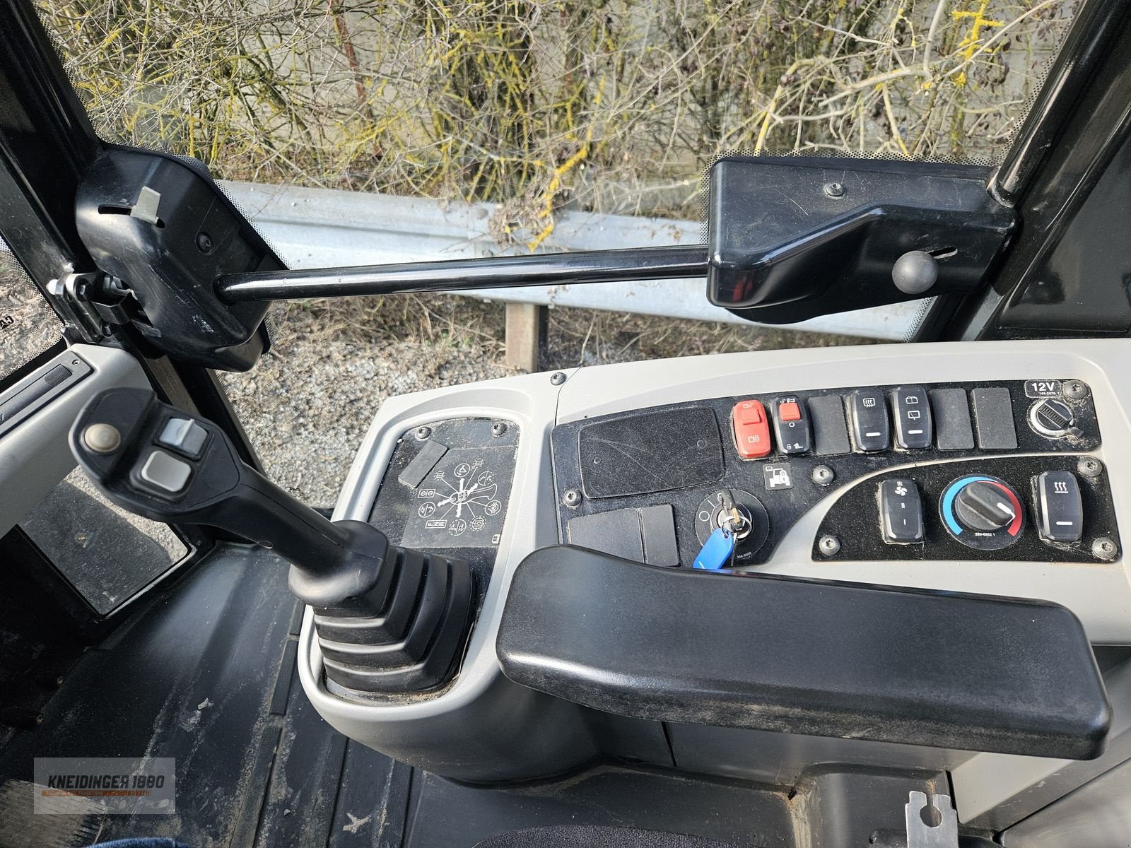 Kompaktlader του τύπου CAT 907 M, Gebrauchtmaschine σε Altenfelden (Φωτογραφία 5)