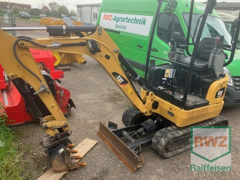 Kompaktlader typu Caterpillar Kettenbag 301.7DCR, Gebrauchtmaschine w Herxheim (Zdjęcie 2)