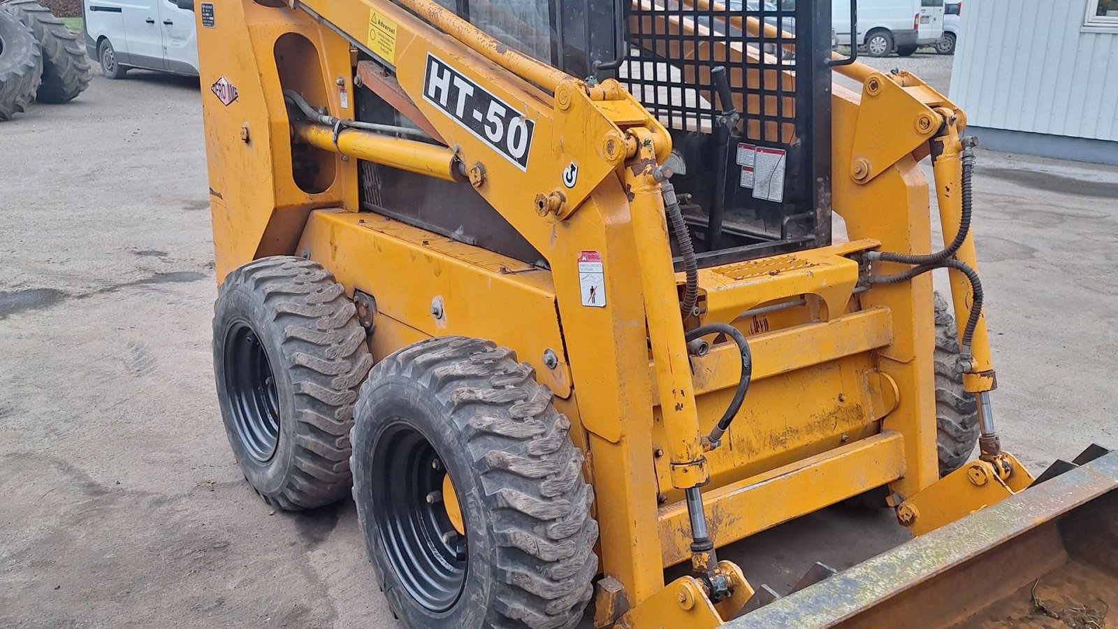 Kompaktlader Türe ait Chore Time Ht 50 Skridstyret, Gebrauchtmaschine içinde Kolind (resim 2)