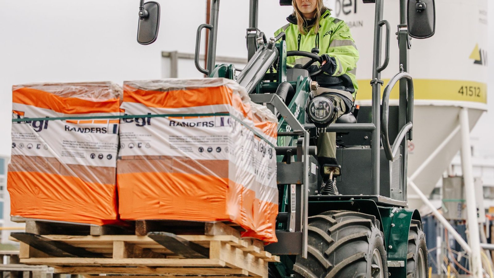 Kompaktlader typu Eco 1000E, Gebrauchtmaschine v Sabro (Obrázok 7)
