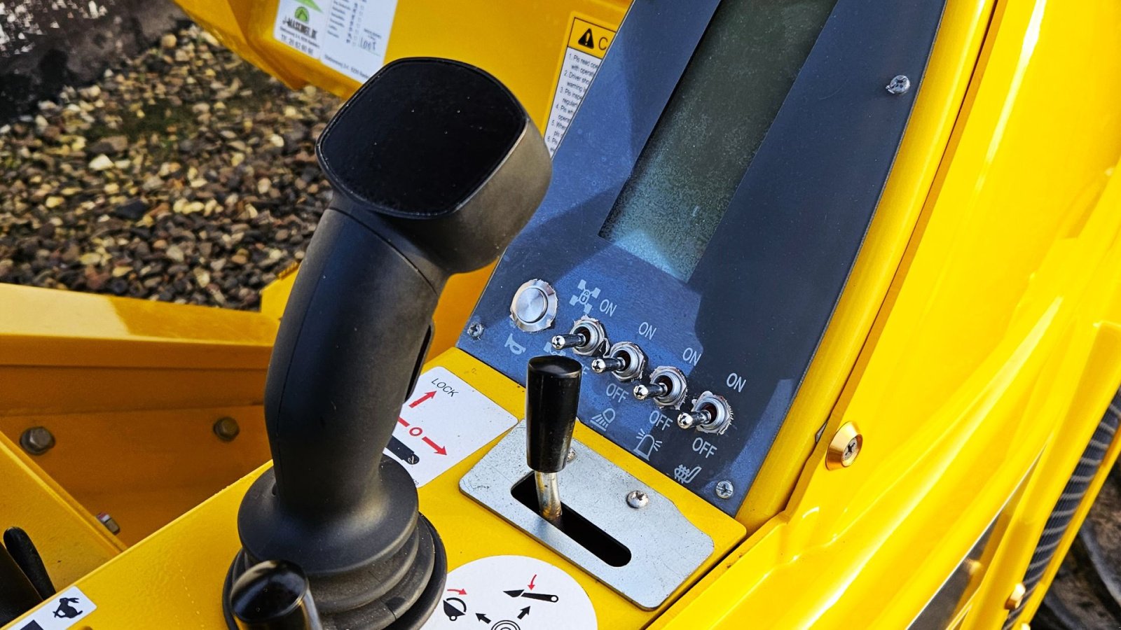 Kompaktlader of the type Eurotrac T11 / fabriksny / teleskoparm / Kubota motor, Gebrauchtmaschine in Arden (Picture 17)