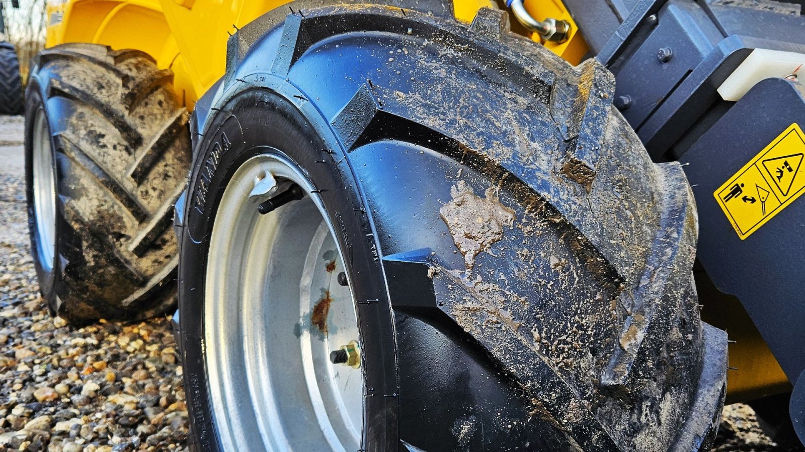 Kompaktlader of the type Eurotrac T11 / fabriksny / teleskoparm / Kubota motor, Gebrauchtmaschine in Arden (Picture 12)