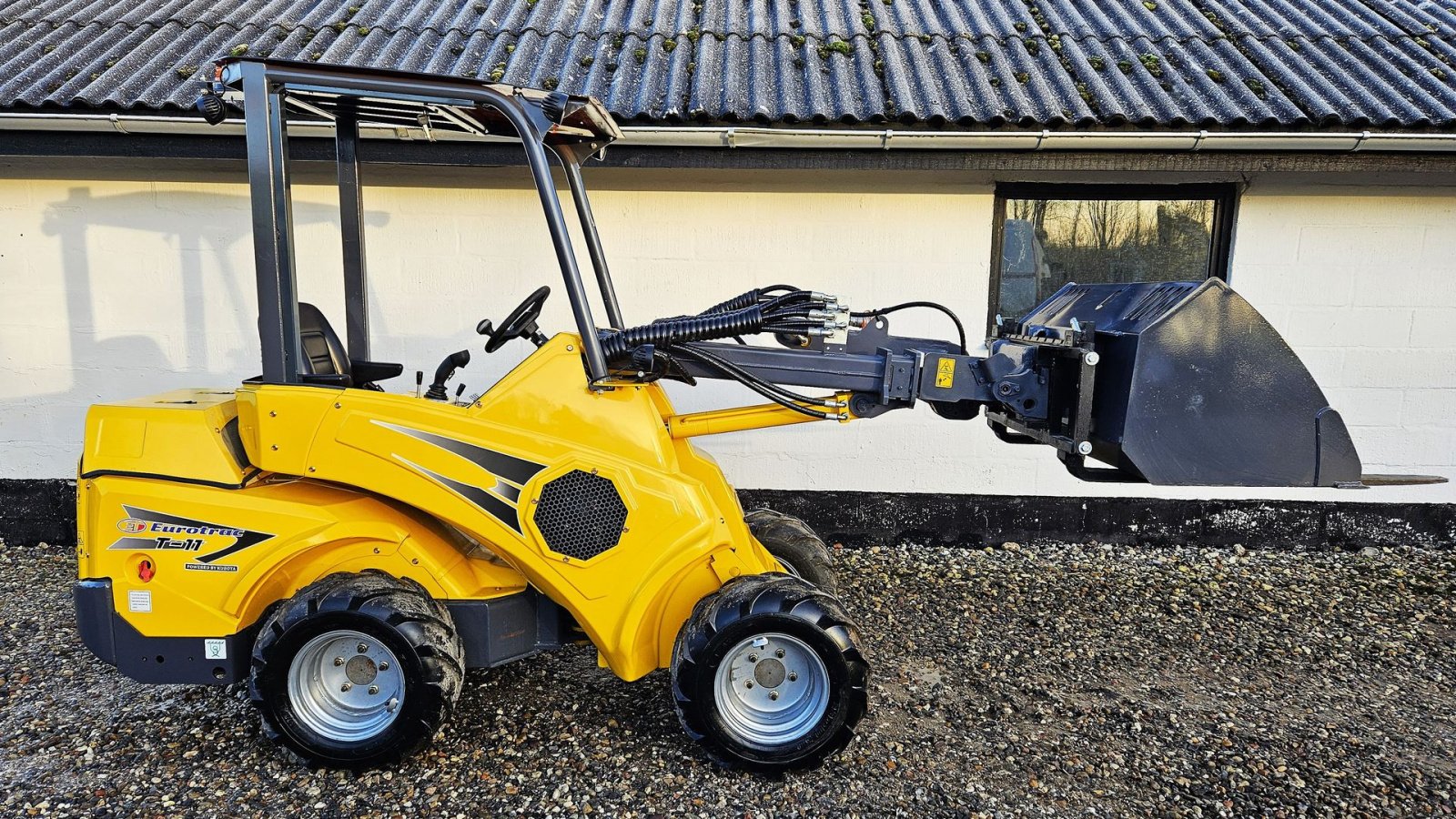 Kompaktlader of the type Eurotrac T11 / fabriksny / teleskoparm / Kubota motor, Gebrauchtmaschine in Arden (Picture 2)