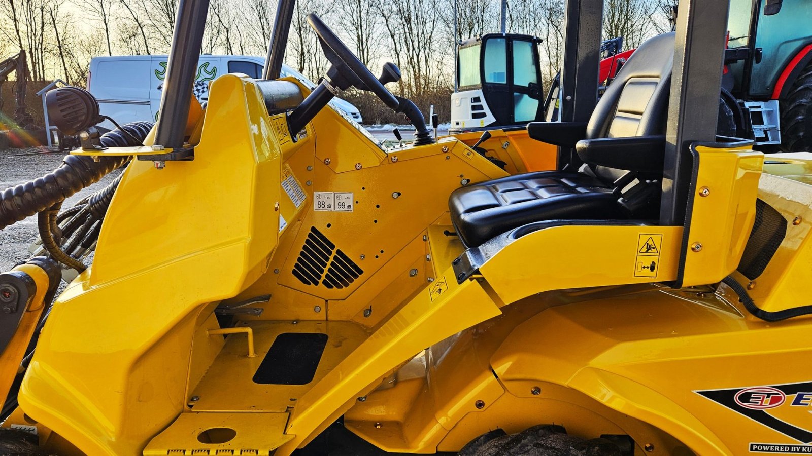 Kompaktlader of the type Eurotrac T11 / fabriksny / teleskoparm / Kubota motor, Gebrauchtmaschine in Arden (Picture 14)