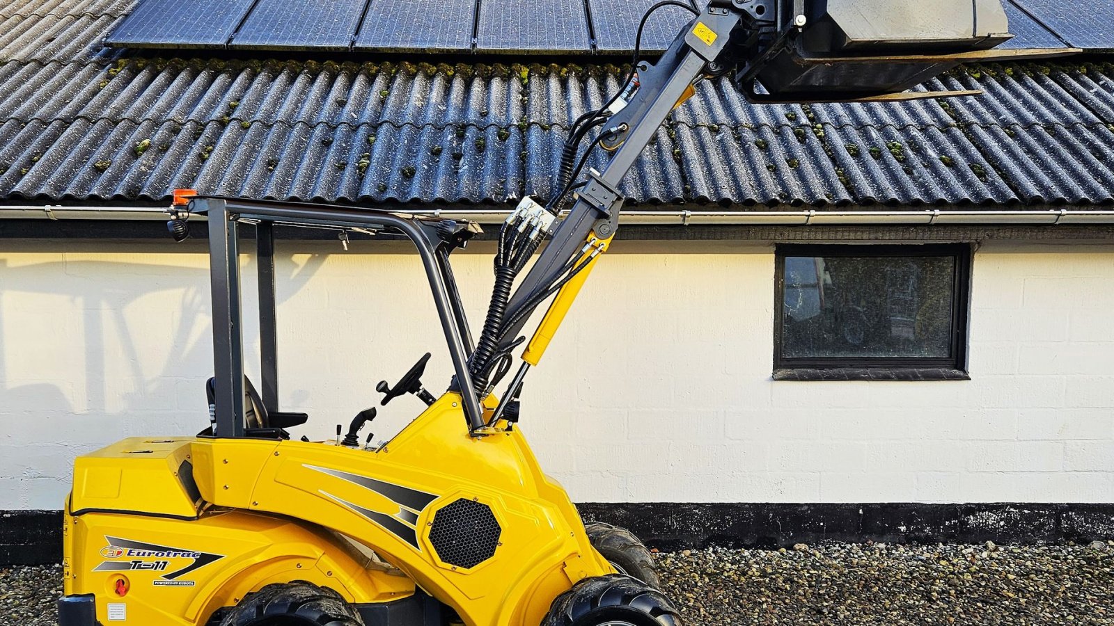 Kompaktlader of the type Eurotrac T11 / fabriksny / teleskoparm / Kubota motor, Gebrauchtmaschine in Arden (Picture 4)