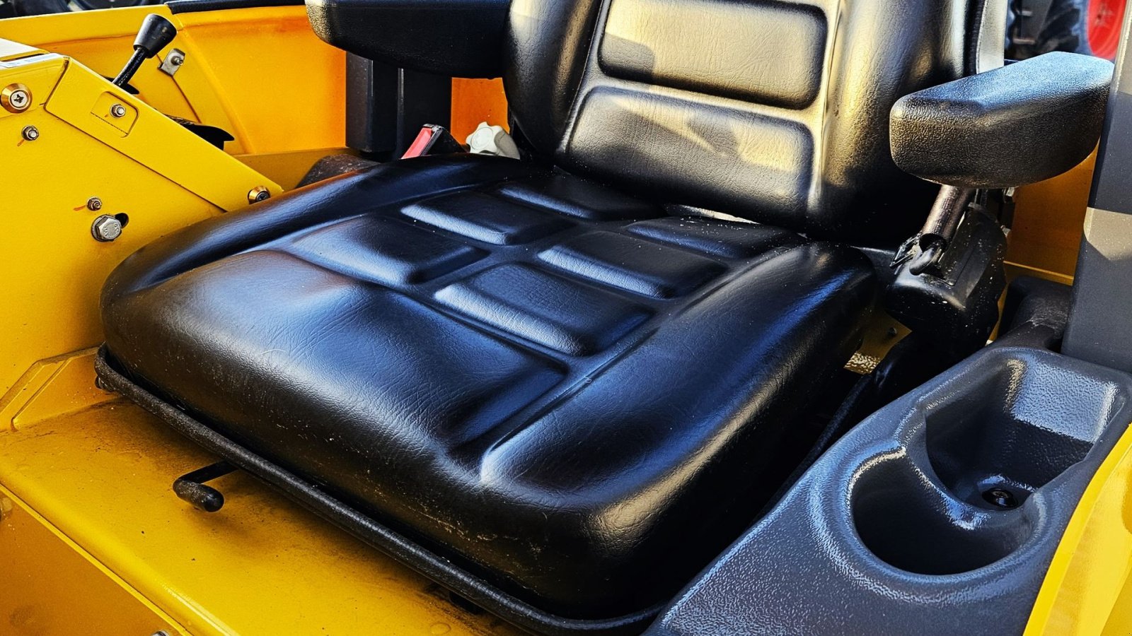 Kompaktlader of the type Eurotrac T11 / fabriksny / teleskoparm / Kubota motor, Gebrauchtmaschine in Arden (Picture 16)