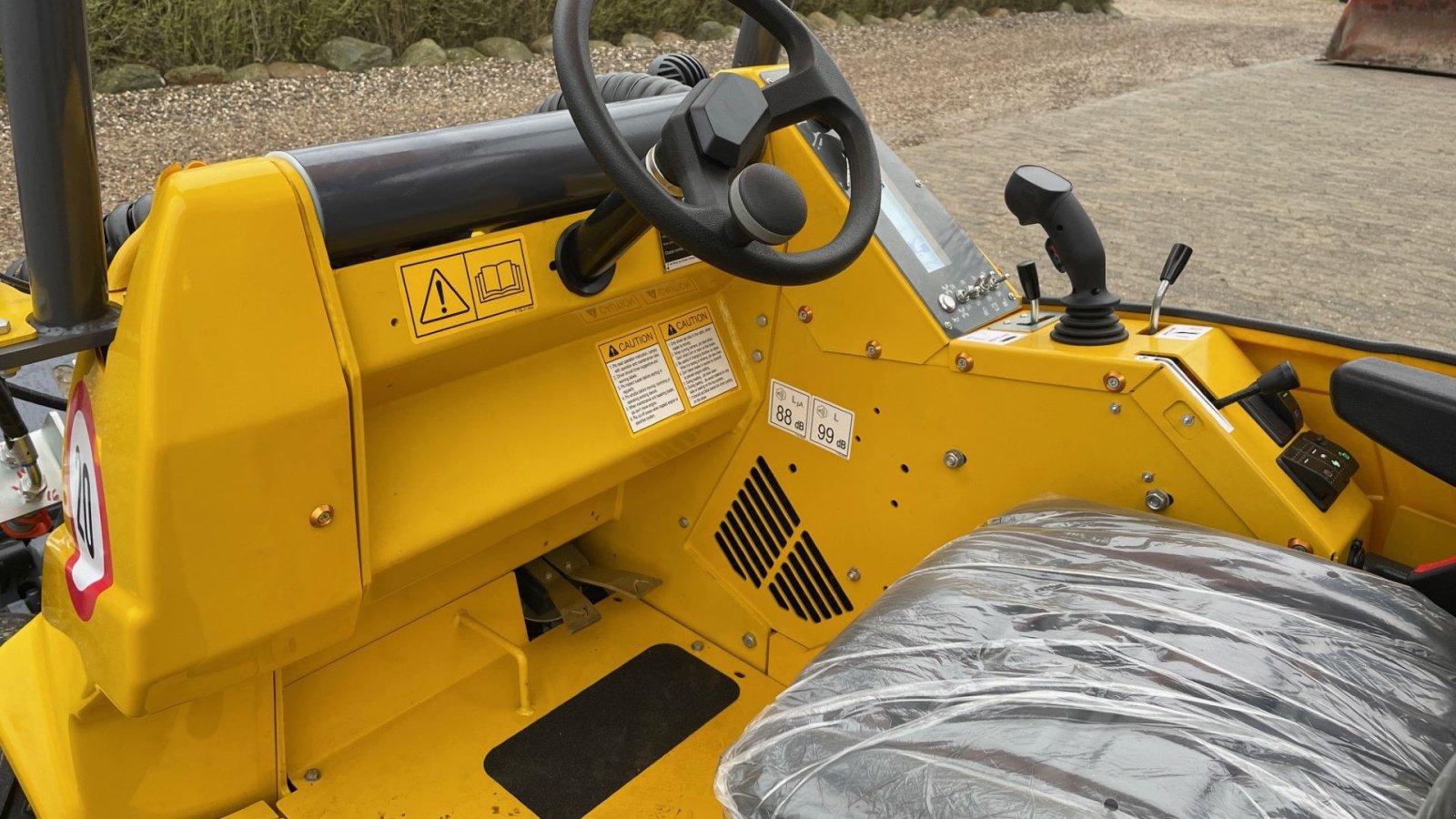 Kompaktlader tipa Eurotrac T11, Gebrauchtmaschine u Gedved (Slika 11)