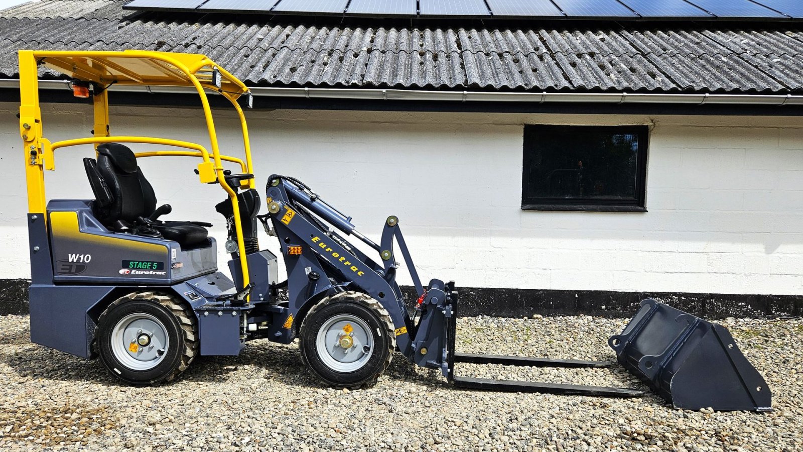 Kompaktlader типа Eurotrac W10 / fabriksny / Kubota motor / med udstyr, Gebrauchtmaschine в Arden (Фотография 1)