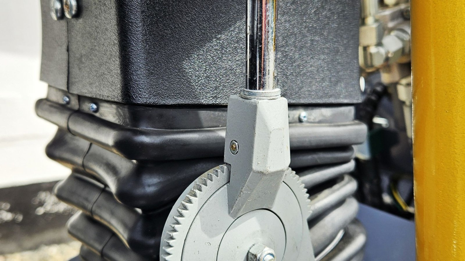 Kompaktlader типа Eurotrac W10 / fabriksny / Kubota motor / med udstyr, Gebrauchtmaschine в Arden (Фотография 18)