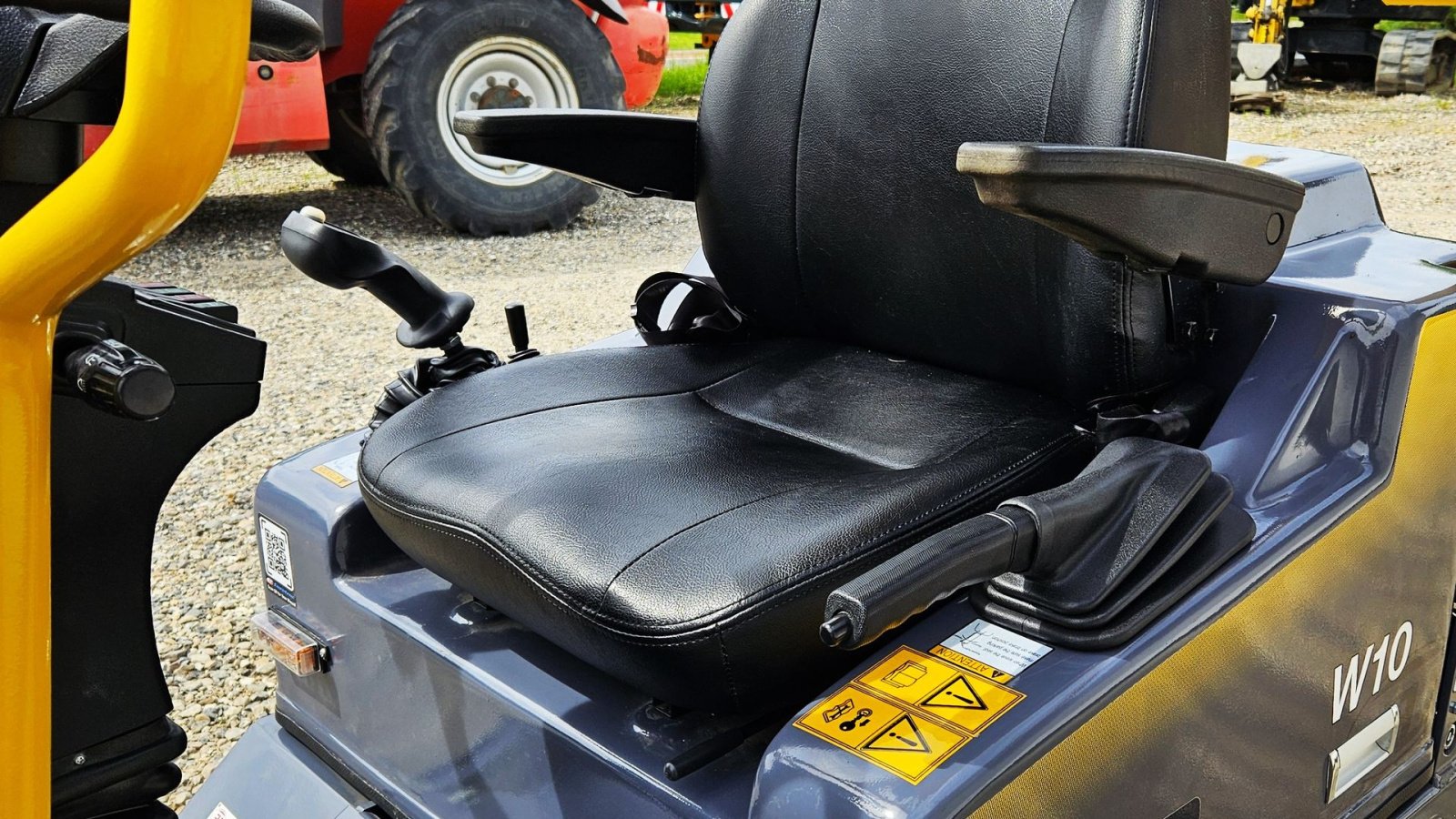 Kompaktlader типа Eurotrac W10 / fabriksny / Kubota motor / med udstyr, Gebrauchtmaschine в Arden (Фотография 13)