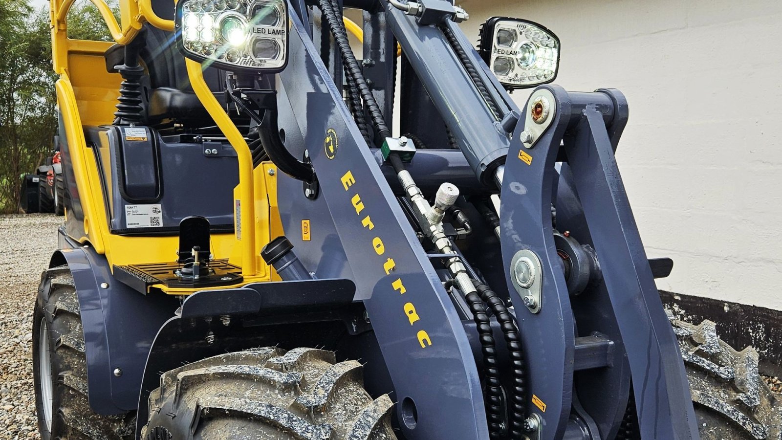 Kompaktlader типа Eurotrac W11 / fabriksny / skovl & gafler / Kubota motor, Gebrauchtmaschine в Arden (Фотография 23)