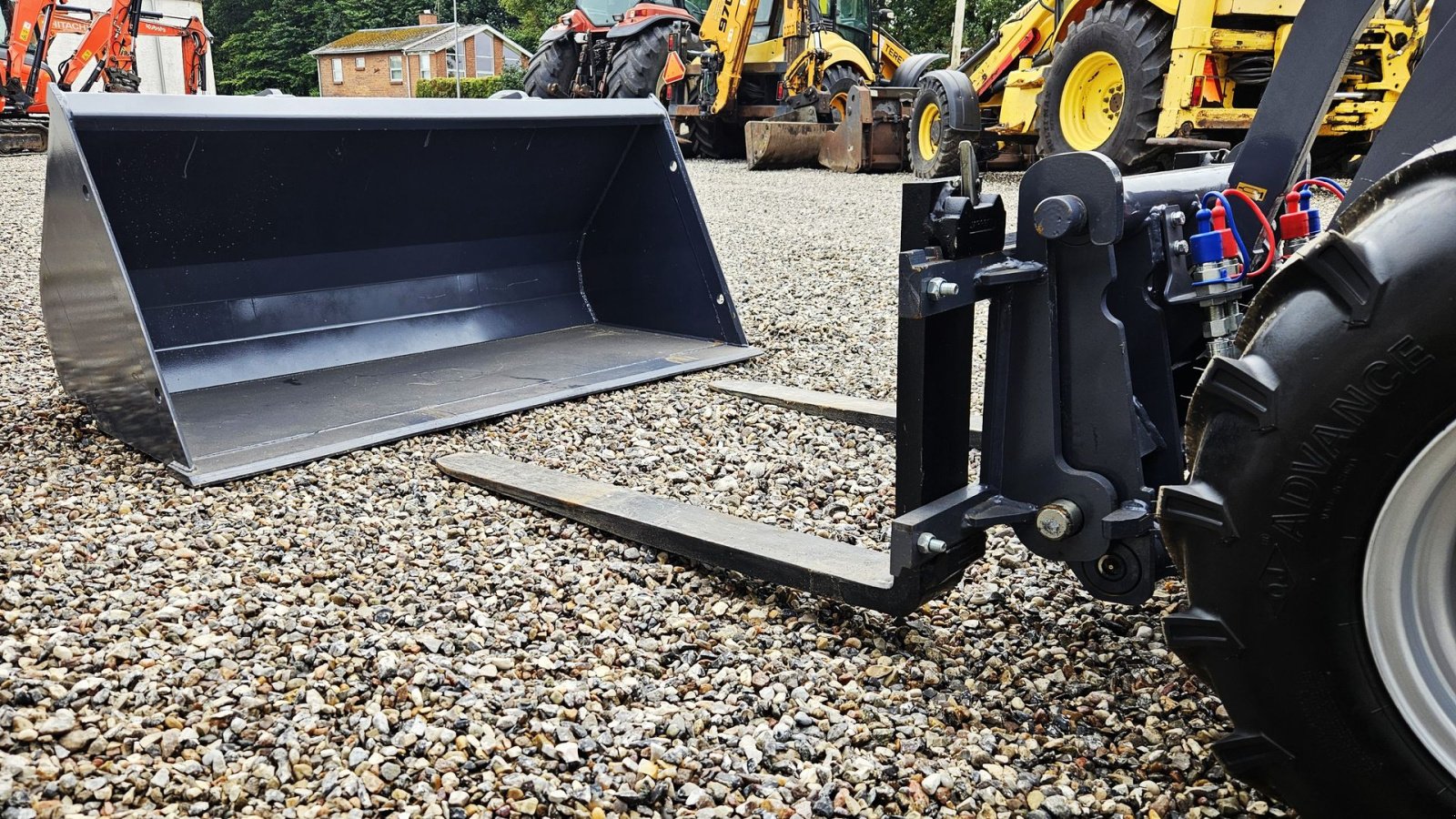 Kompaktlader типа Eurotrac W11 / fabriksny / skovl & gafler / Kubota motor, Gebrauchtmaschine в Arden (Фотография 11)