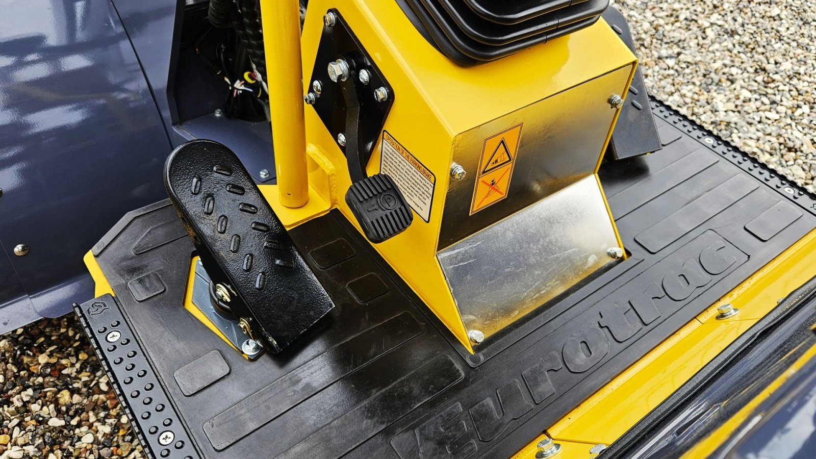 Kompaktlader типа Eurotrac W11 / fabriksny / skovl & gafler / Kubota motor, Gebrauchtmaschine в Arden (Фотография 20)