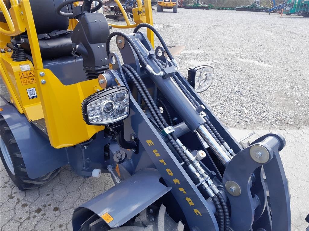 Kompaktlader του τύπου Eurotrac W11 LAV TÅRN, Gebrauchtmaschine σε Rødekro (Φωτογραφία 12)