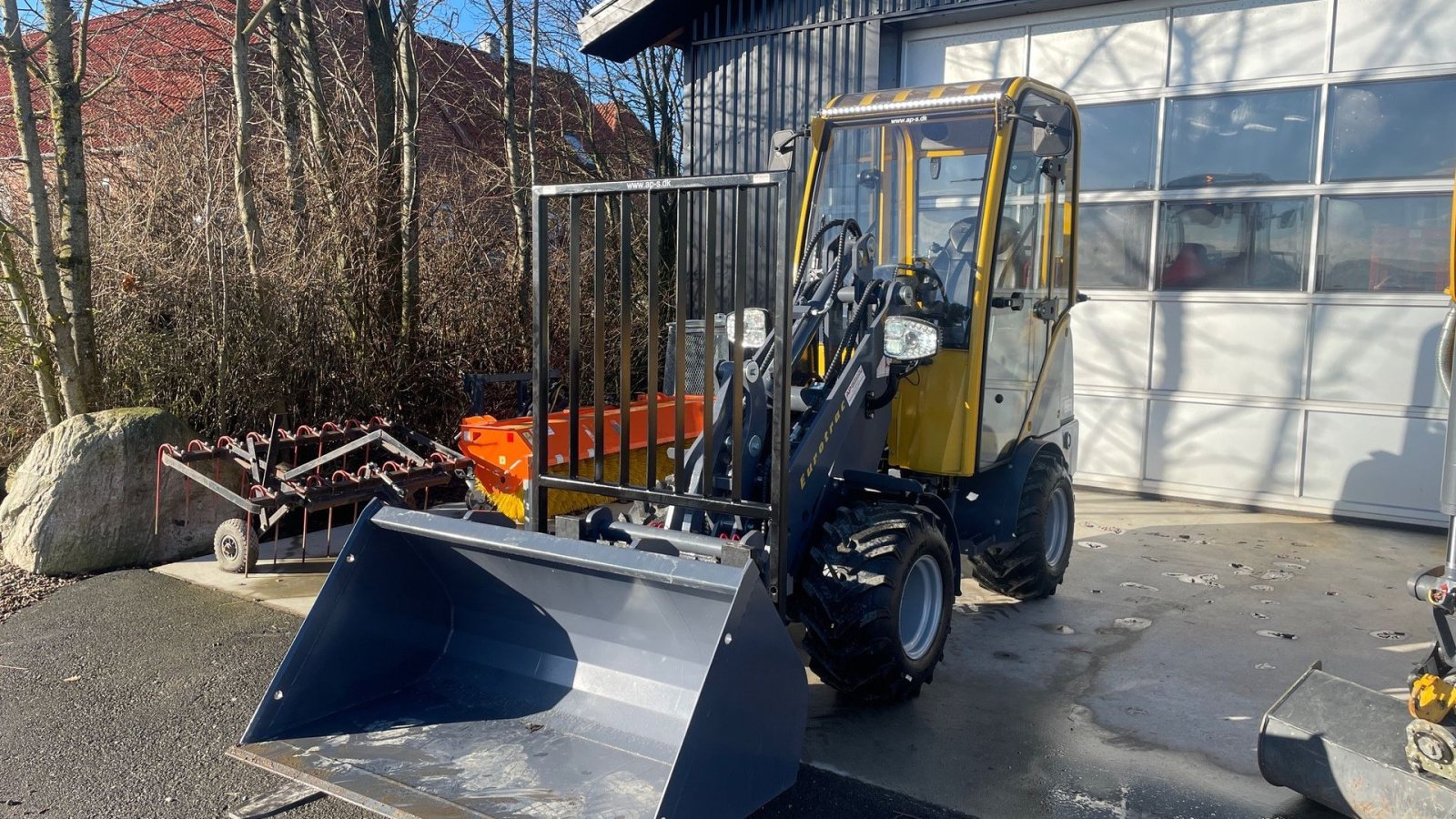 Kompaktlader Türe ait Eurotrac W11 med førerhus, Gebrauchtmaschine içinde Gedved (resim 4)