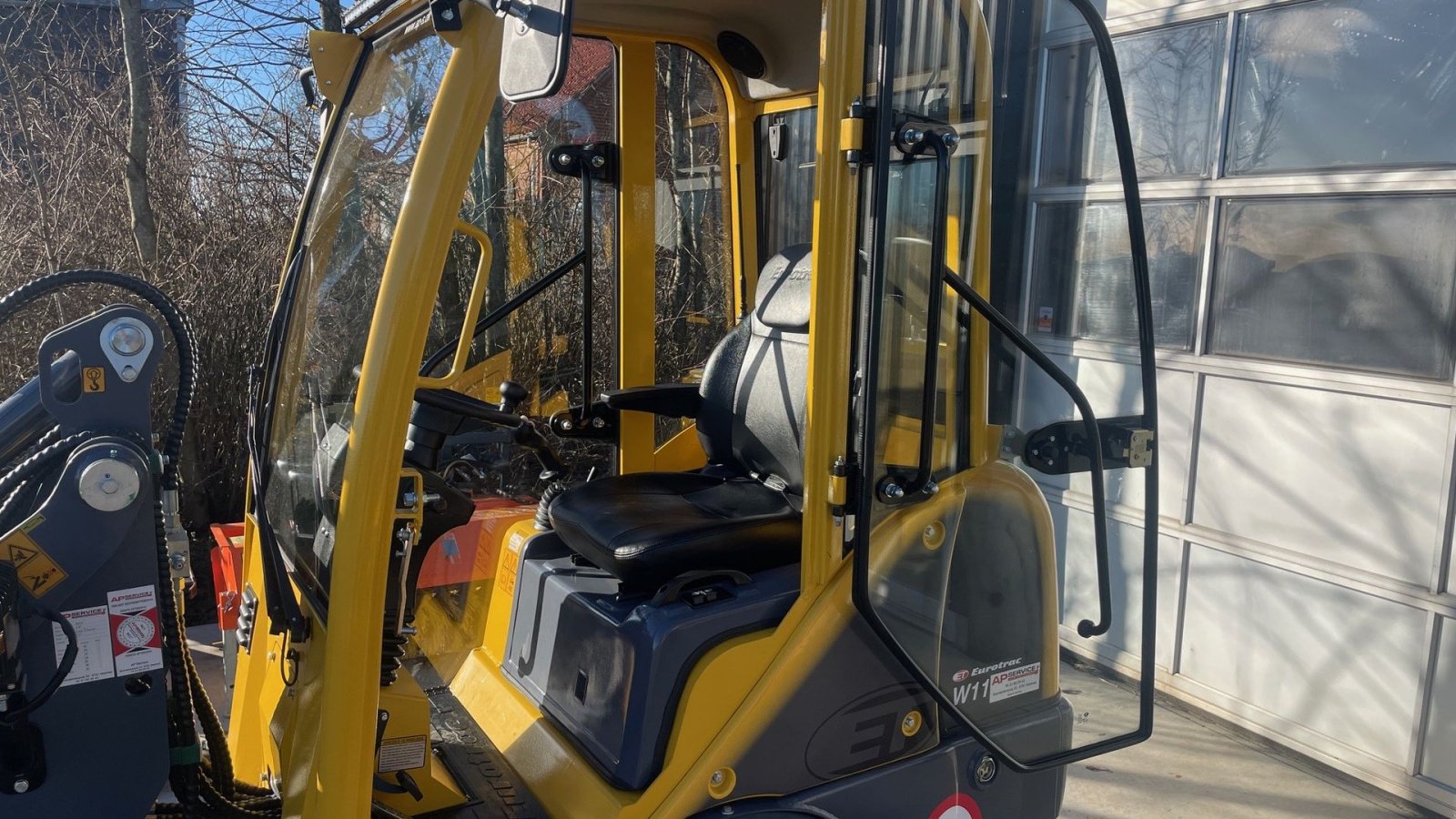 Kompaktlader Türe ait Eurotrac W11 med førerhus, Gebrauchtmaschine içinde Gedved (resim 8)