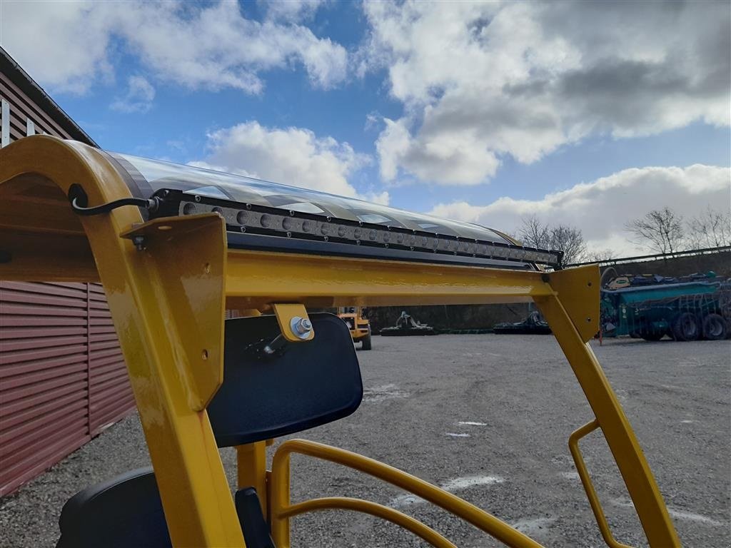 Kompaktlader des Typs Eurotrac W11 med lav tårn, Gebrauchtmaschine in Rødekro (Bild 13)