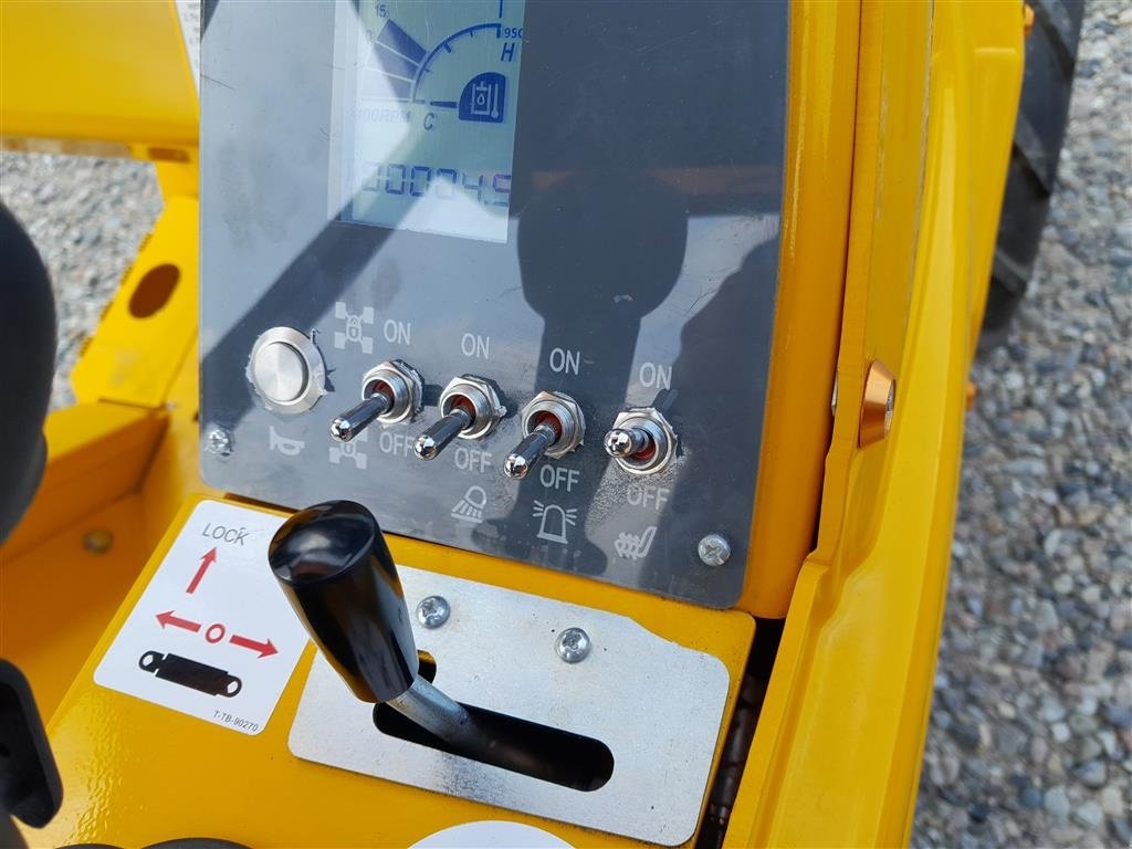 Kompaktlader of the type Eurotrac W11 Teleskoparm, Gebrauchtmaschine in Rødekro (Picture 14)