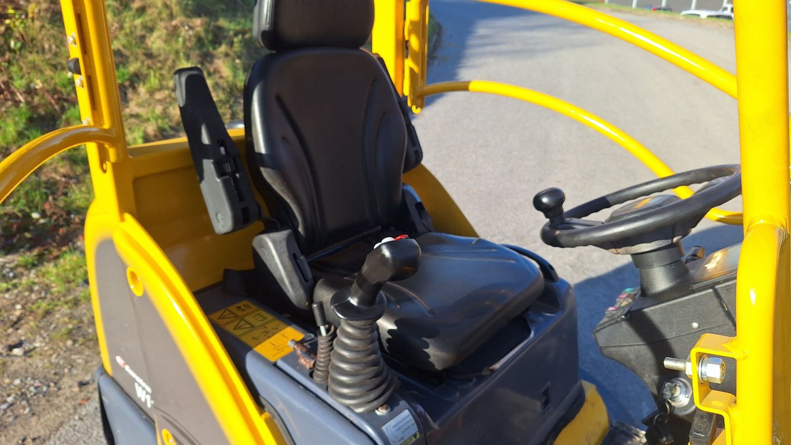 Kompaktlader of the type Eurotrac W11, Gebrauchtmaschine in Rødekro (Picture 9)