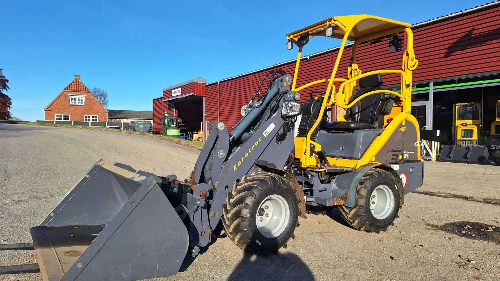 Kompaktlader of the type Eurotrac W11, Gebrauchtmaschine in Rødekro (Picture 1)