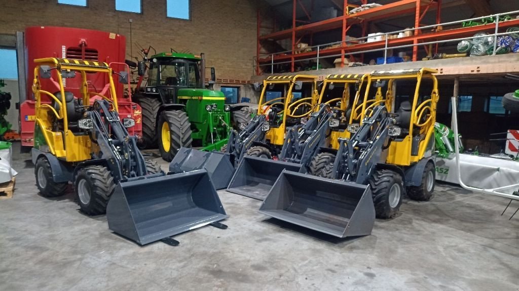 Kompaktlader des Typs Eurotrac W11, Neumaschine in Vriezenveen (Bild 9)