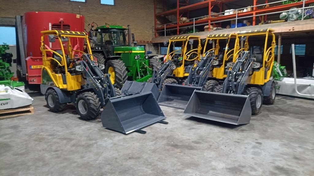 Kompaktlader des Typs Eurotrac W11, Neumaschine in Vriezenveen (Bild 3)