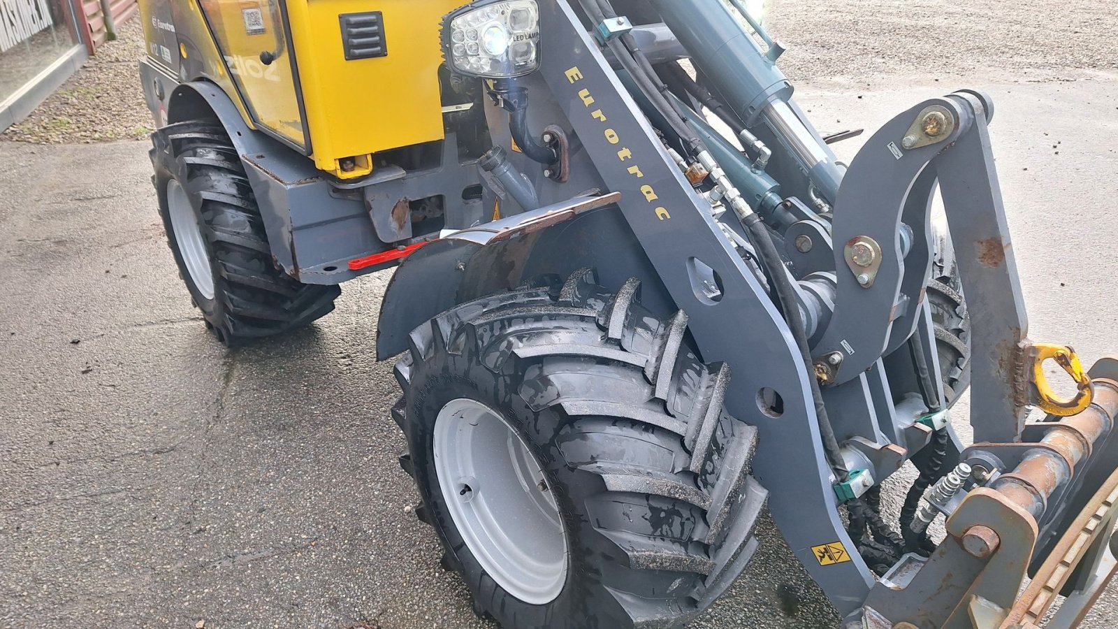 Kompaktlader типа Eurotrac W12-F med kabine, Gebrauchtmaschine в Rødekro (Фотография 8)