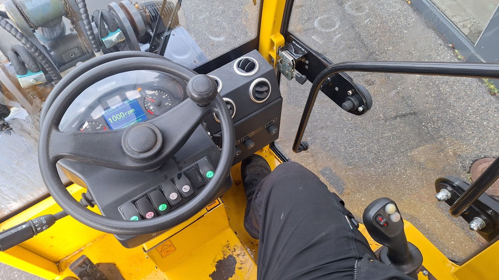 Kompaktlader типа Eurotrac W12-F med kabine, Gebrauchtmaschine в Rødekro (Фотография 13)