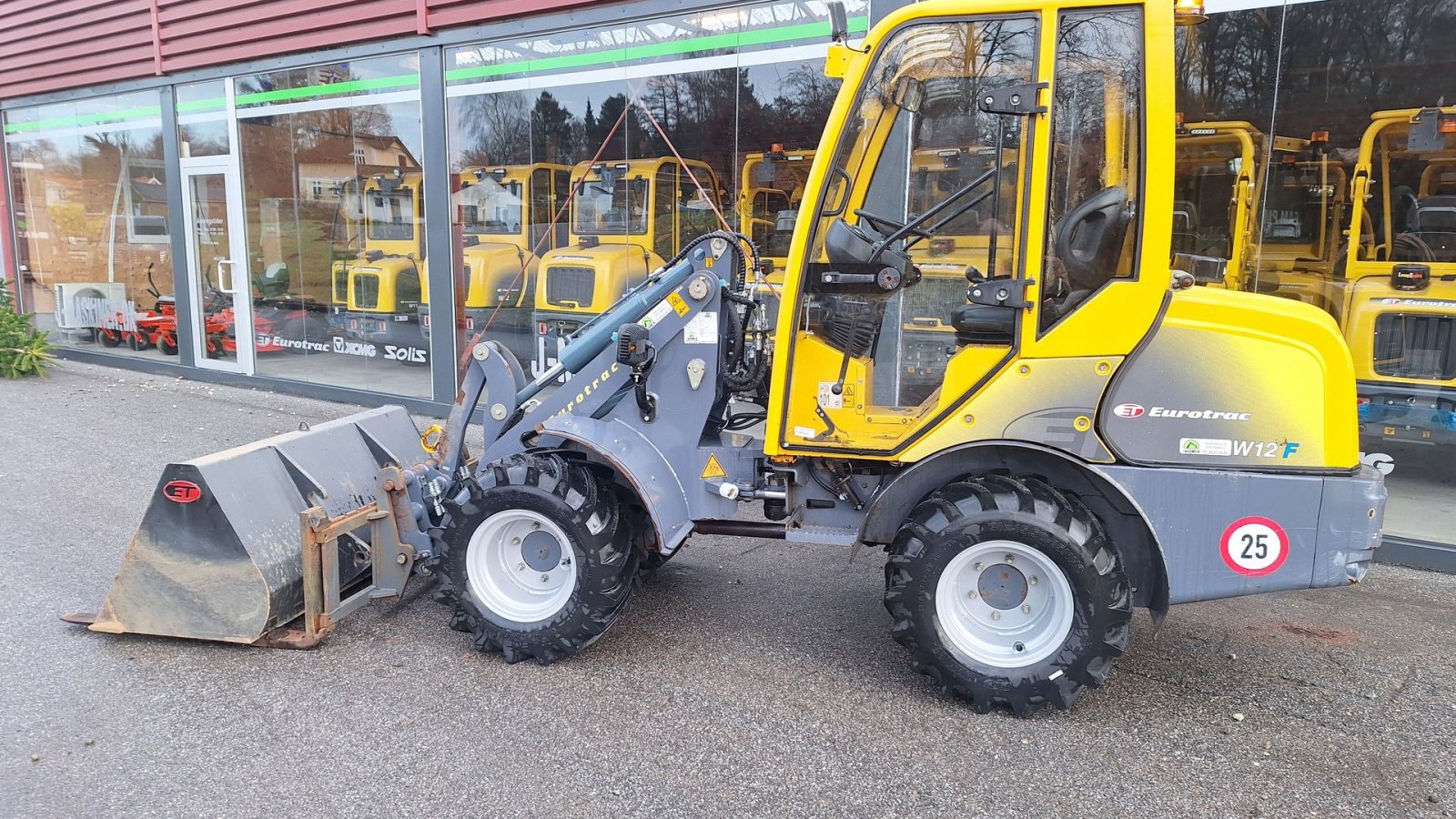 Kompaktlader типа Eurotrac W12-F med kabine, Gebrauchtmaschine в Rødekro (Фотография 2)