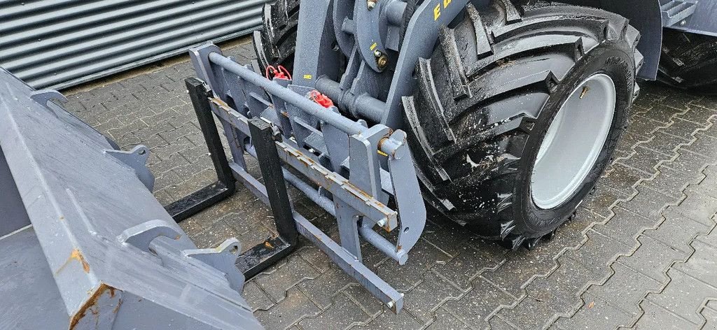 Kompaktlader типа Eurotrac W12 IF DEMO speciale aanbieding!!, Gebrauchtmaschine в Scharsterbrug (Фотография 5)
