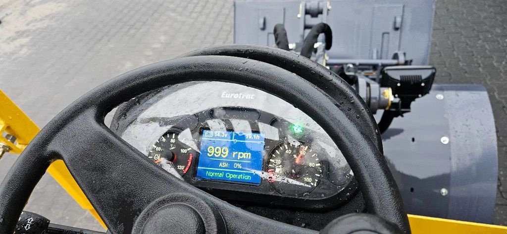 Kompaktlader типа Eurotrac W12 IF DEMO speciale aanbieding!!, Gebrauchtmaschine в Scharsterbrug (Фотография 11)