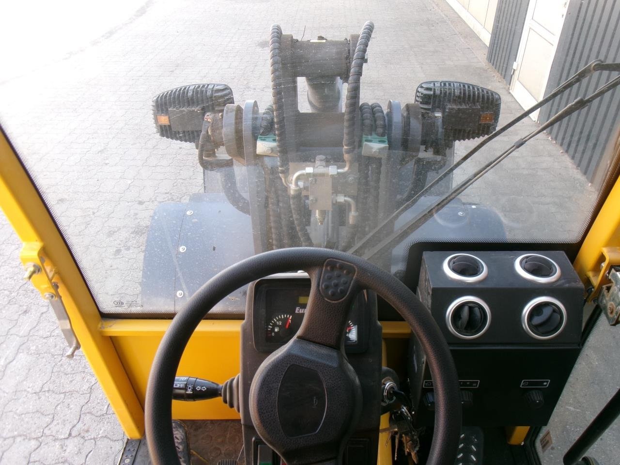 Kompaktlader typu Eurotrac W12, Gebrauchtmaschine v Ribe (Obrázek 3)