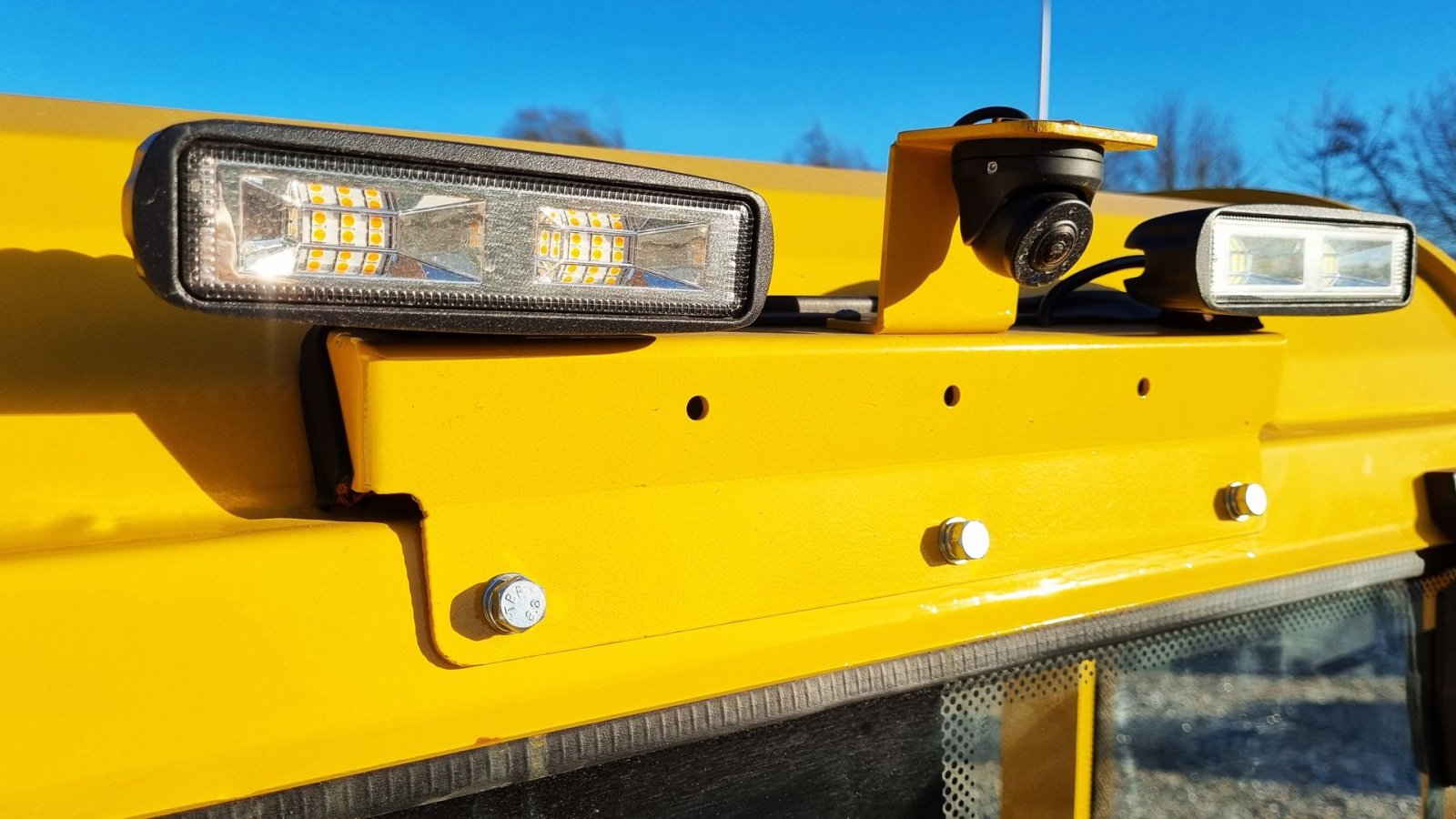 Kompaktlader of the type Eurotrac W12S / lukket kabine / fabriksny / skovl & gafler / Kubota motor, Gebrauchtmaschine in Arden (Picture 14)