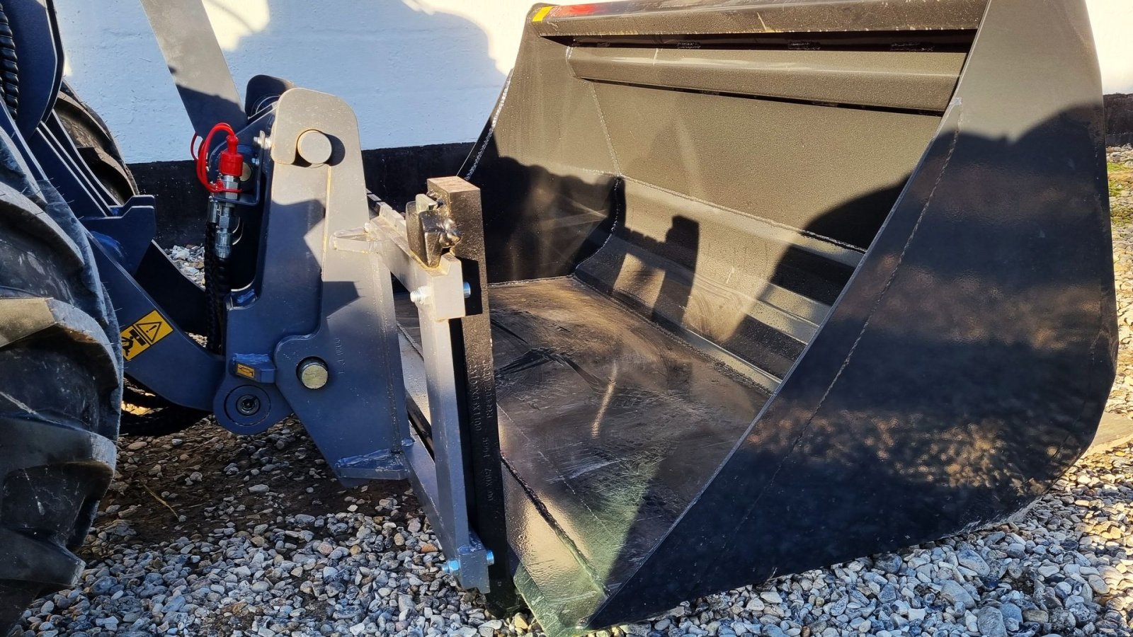 Kompaktlader of the type Eurotrac W12S / lukket kabine / fabriksny / skovl & gafler / Kubota motor, Gebrauchtmaschine in Arden (Picture 13)