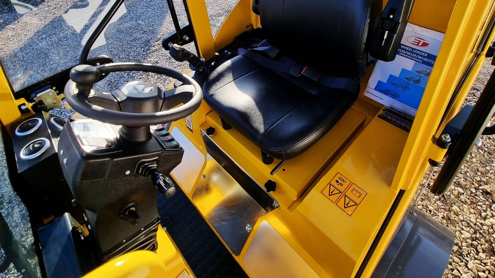 Kompaktlader of the type Eurotrac W12S / lukket kabine / fabriksny / skovl & gafler / Kubota motor, Gebrauchtmaschine in Arden (Picture 17)