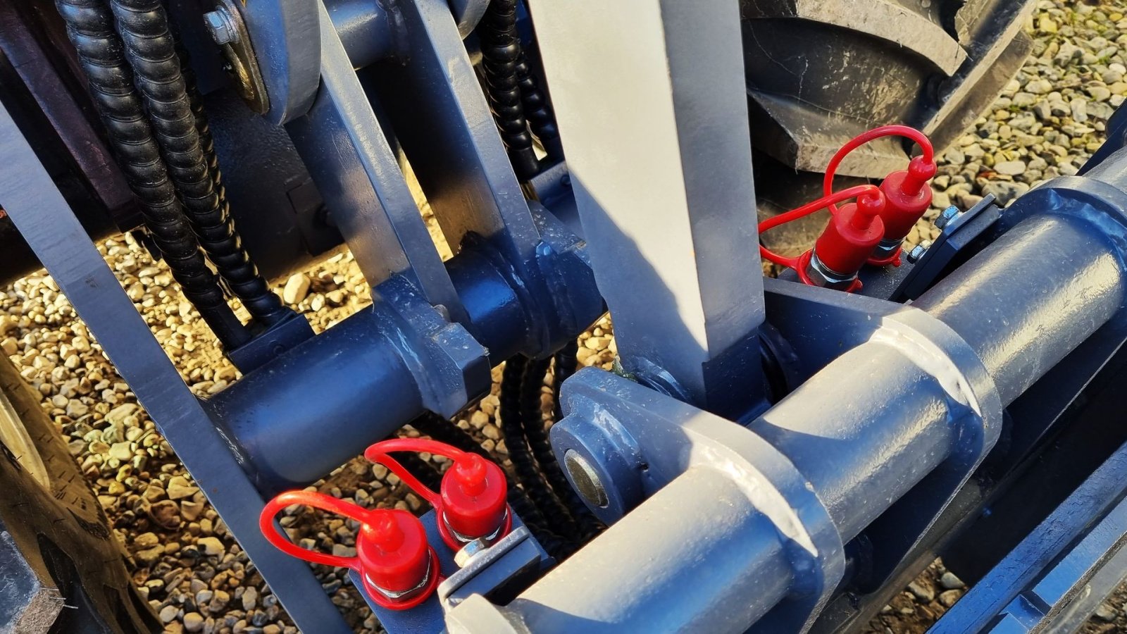 Kompaktlader of the type Eurotrac W12S / lukket kabine / fabriksny / skovl & gafler / Kubota motor, Gebrauchtmaschine in Arden (Picture 12)