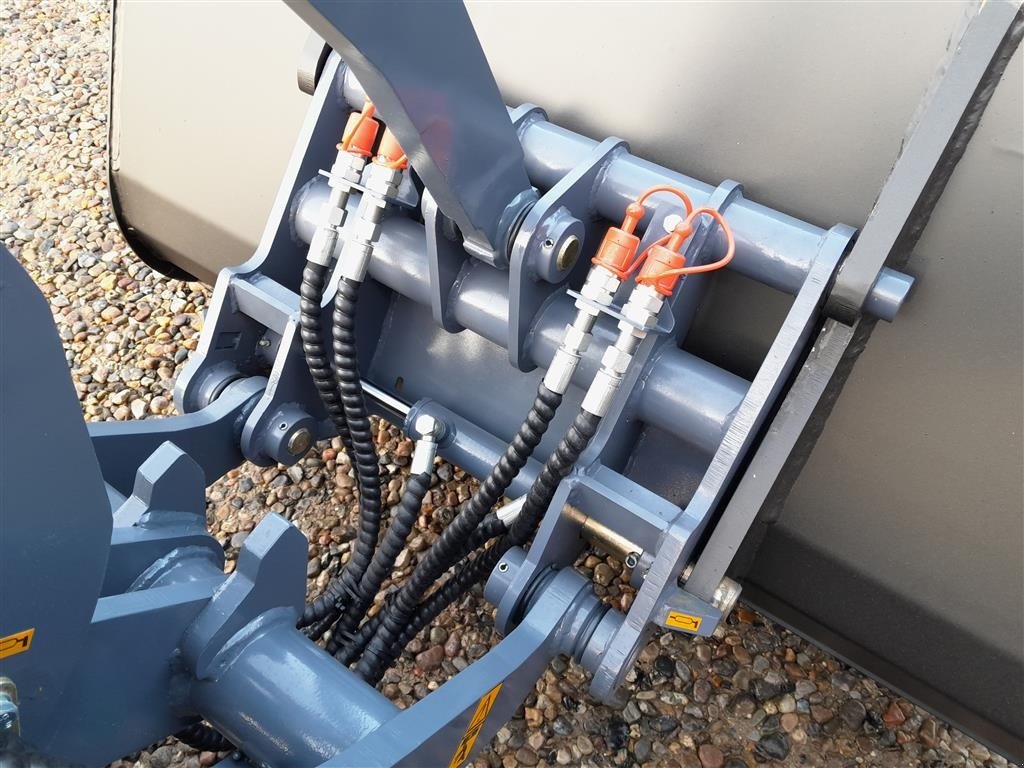 Kompaktlader tip Eurotrac W12S m. mellem arm, Gebrauchtmaschine in Rødekro (Poză 13)