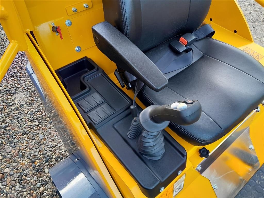 Kompaktlader tip Eurotrac W12S m. mellem arm, Gebrauchtmaschine in Rødekro (Poză 9)